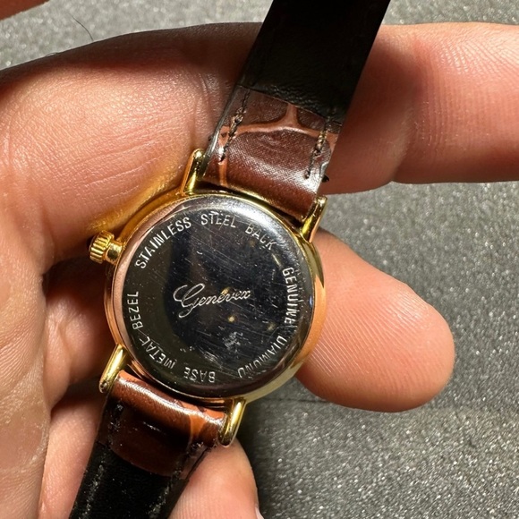 Genevex Ladies Watch Diamond Quartz Brown Leather Band Round Black Dial Working - Picture 5 of 6